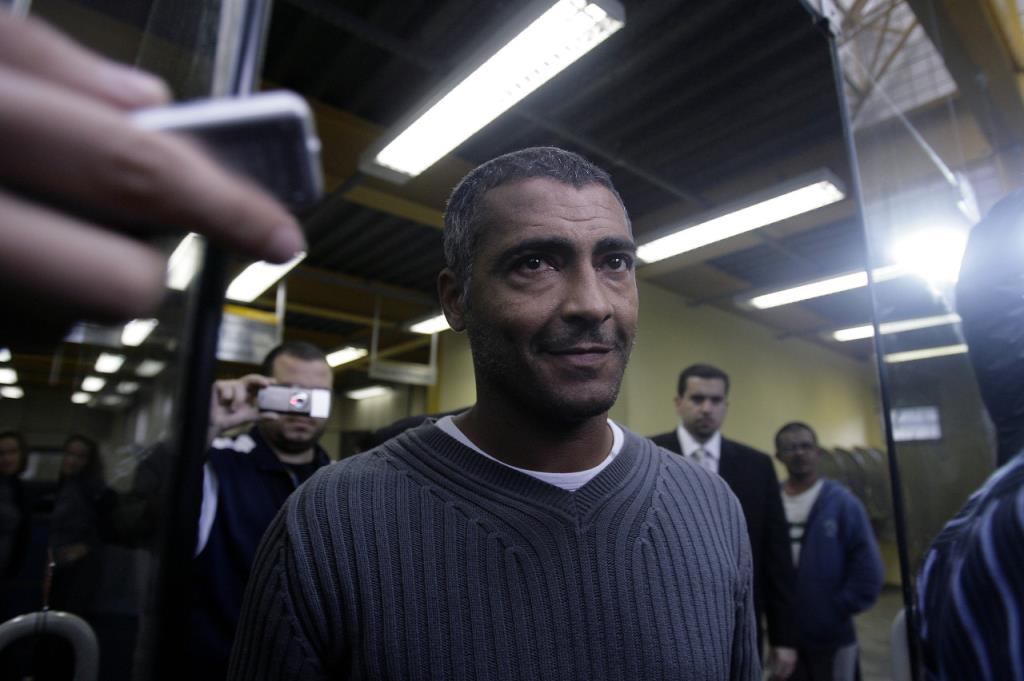 58岁罗马里奥谈复出:目标是与儿子同场竞技 若有点球主席让我踢